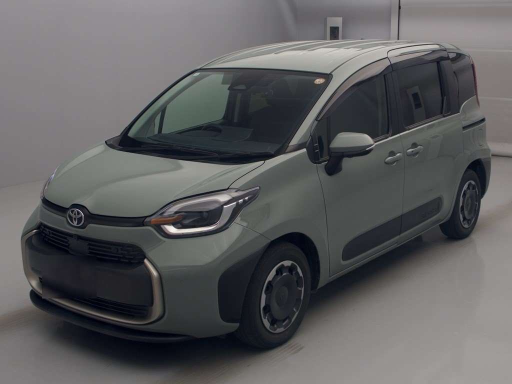 Japan Auction Vehicles 4 2022 Toyota Sienta Z auction photo