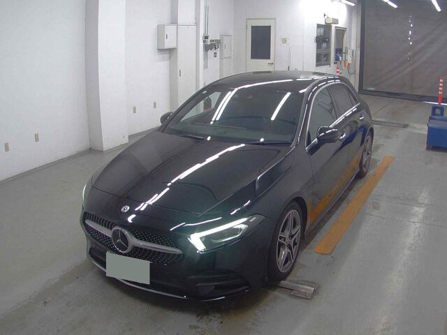 2020 Mercedes-Benz A-Class A200D AMGライン auction photo 4