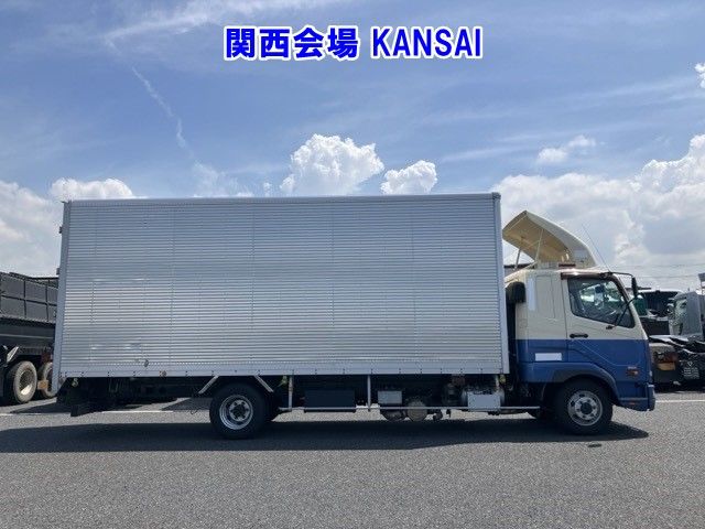 2017 Mitsubishi Fuso Fighter Aluminum van auction photo 18