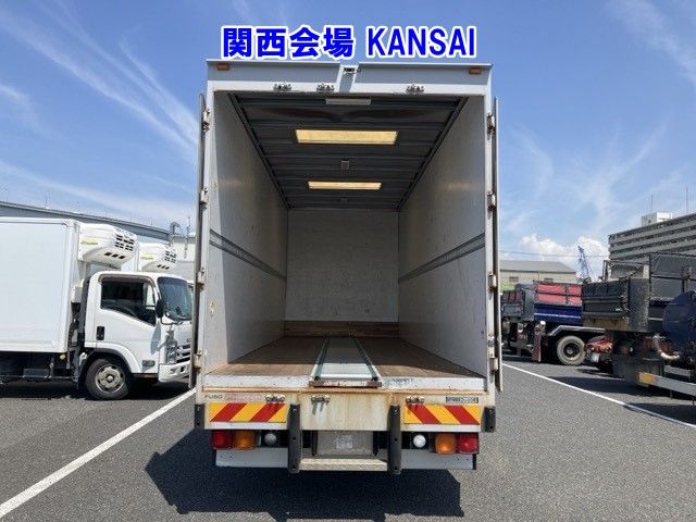 2017 Mitsubishi Fuso Fighter Aluminum van auction photo 3