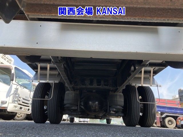 2017 Mitsubishi Fuso Fighter Aluminum van auction photo 12