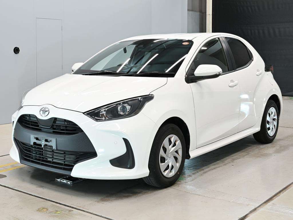 2022 Toyota Yaris X Japan auction vehicle