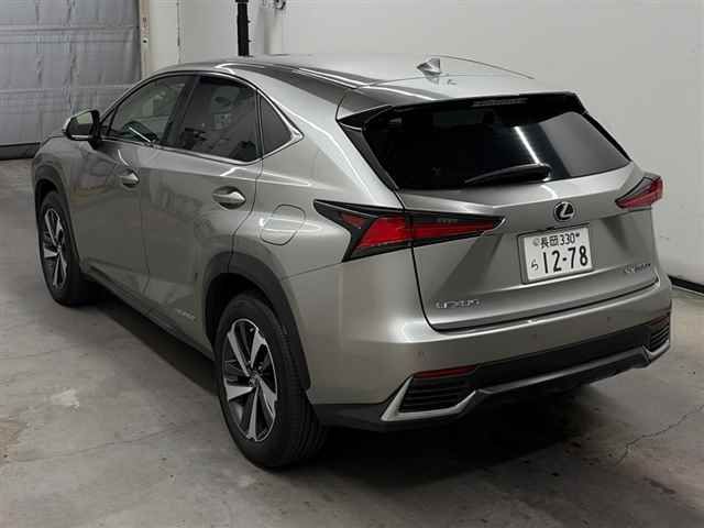 2018 Lexus NX NX300hバージョンL auction photo 2