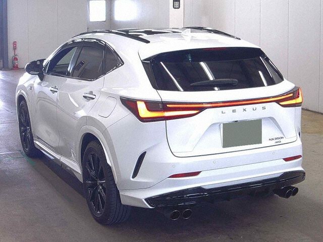 2025 Lexus NX NX350H F Sport 4WD auction photo 2