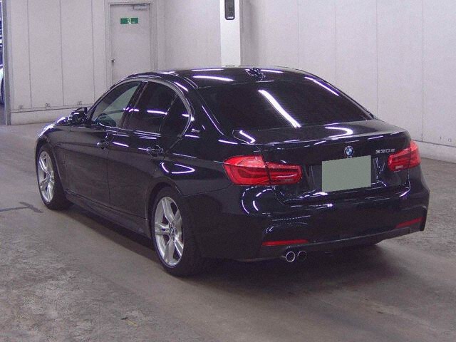 2016 BMW 3 Series 330E M Sport auction photo 2