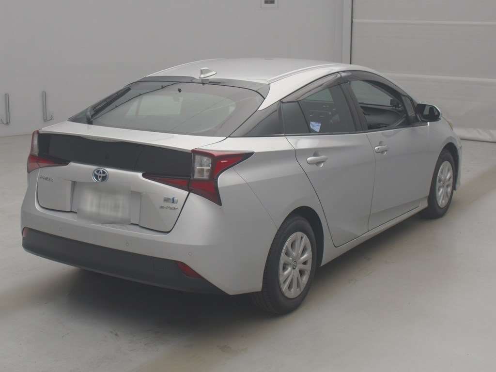 2021 Toyota Prius S 4WD auction photo 2