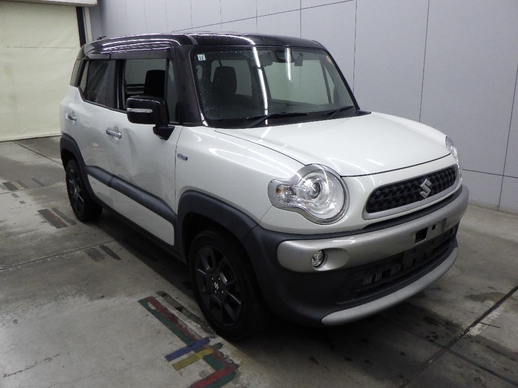 Japan Auction Vehicles 13 2019 Suzuki Xbee ハイブリッドMZ auction photo
