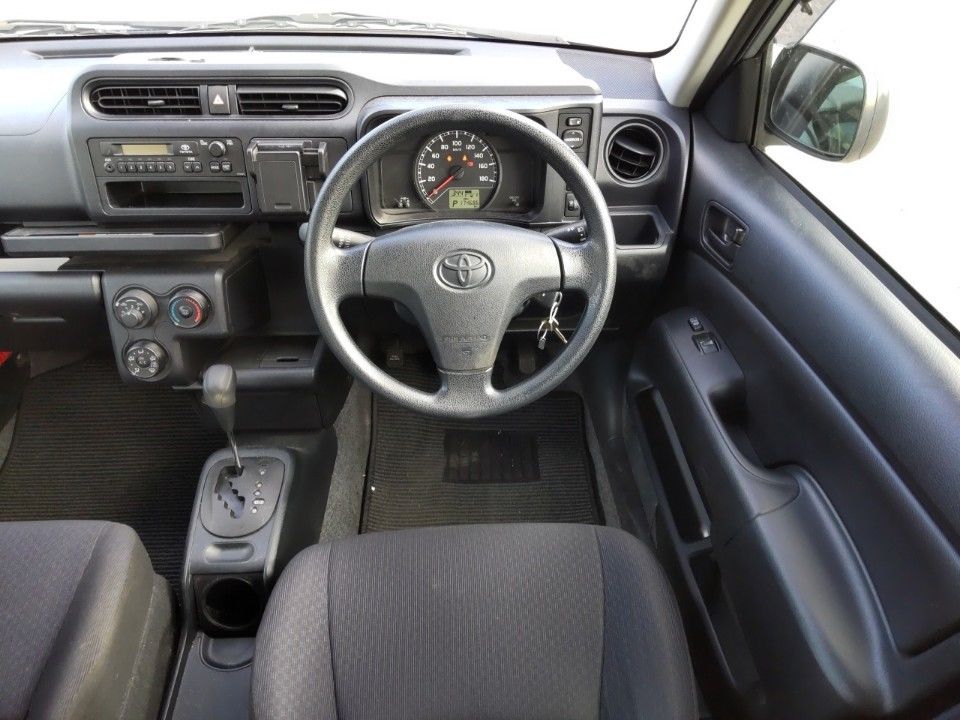 2015 Toyota Probox auction photo 3