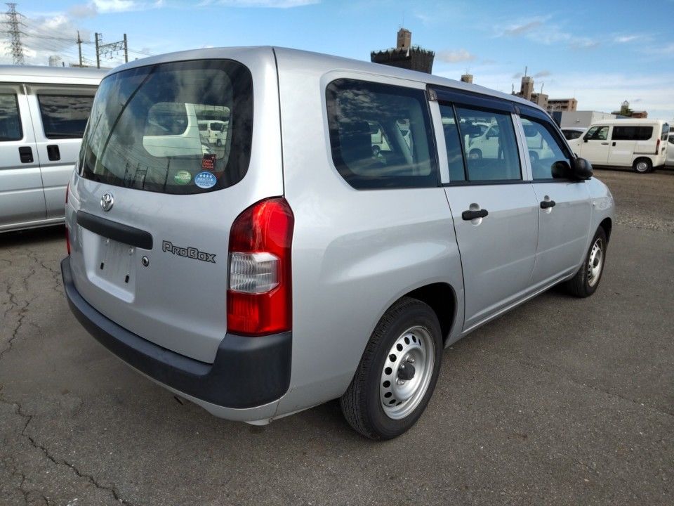 2015 Toyota Probox auction photo 2