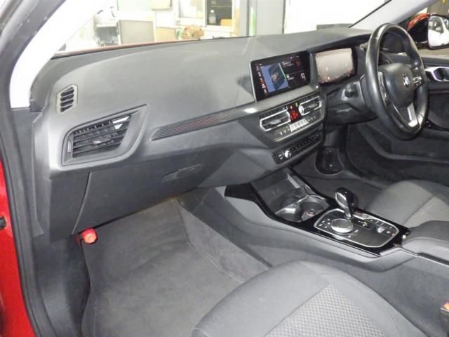 2021 BMW BMW 218d Gran Coupe Play auction photo 2