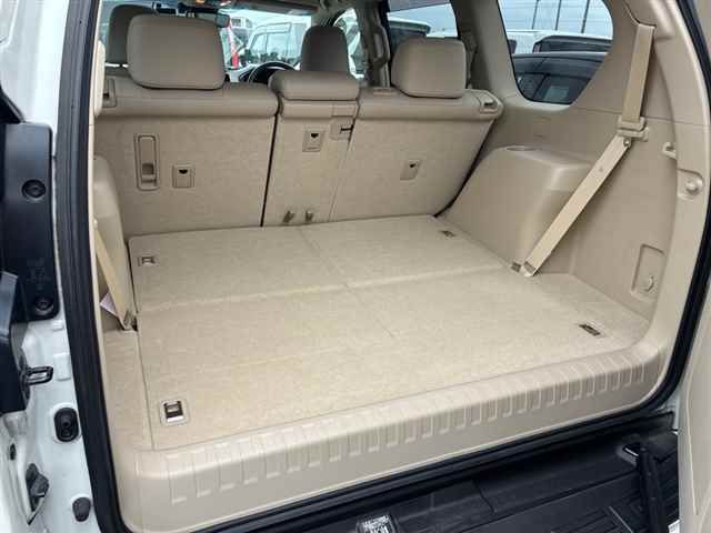 2022 Toyota Land Cruiser Prado TX L Package 4WD auction photo 9