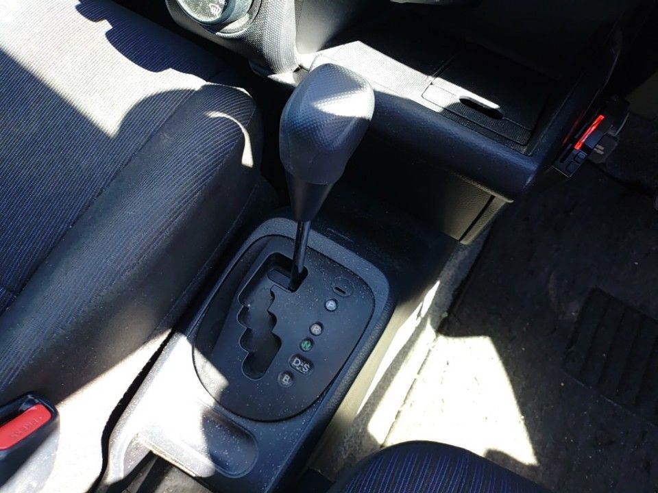 2018 Toyota Probox auction photo 12