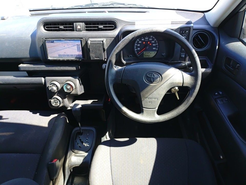 2018 Toyota Probox auction photo 3