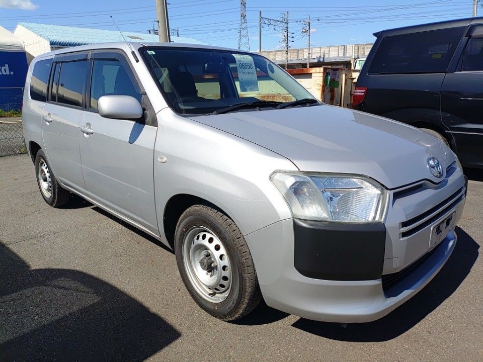2018 Toyota Probox auction photo 4