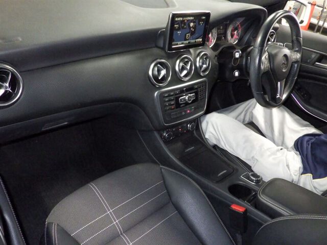 2013 Mercedes-Benz A-Class A180 auction photo 3