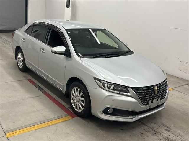 2019 Toyota Premio 1.8X EXパッケージ Japan auction vehicle