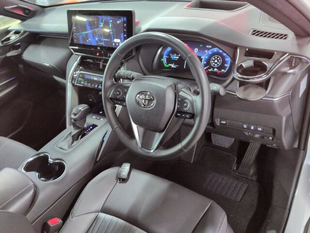 2024 Toyota Harrier Z auction photo 3