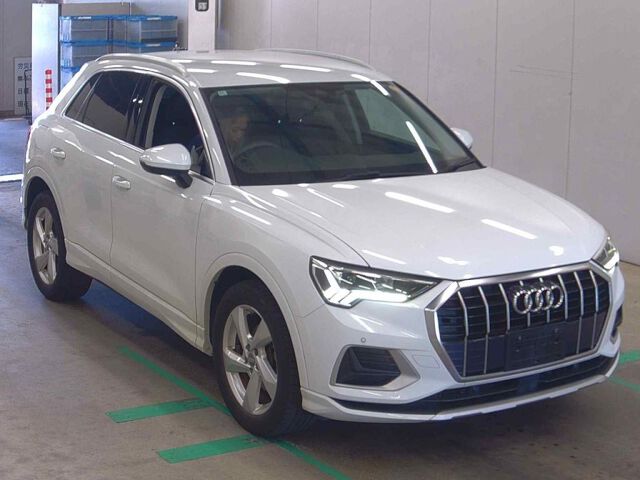 2020 Audi Q3 35TFSIアドバンス Japan auction vehicle