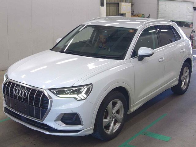 2020 Audi Q3 35TFSIアドバンス auction photo 4