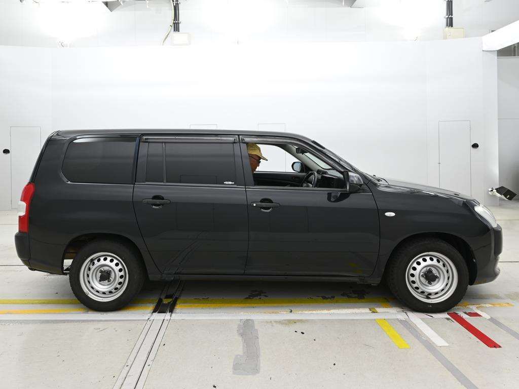 2021 Toyota Probox ハイブリッドDX コンフォート auction photo 3