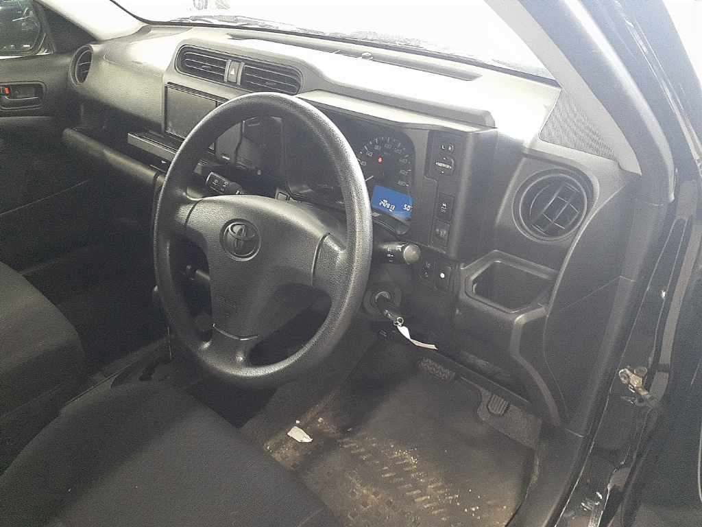 2021 Toyota Probox ハイブリッドDX コンフォート auction photo 9