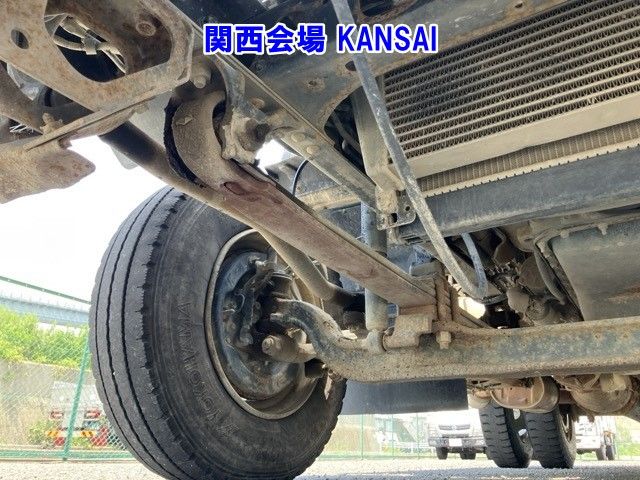 2012 Isuzu Forward dump auction photo 15