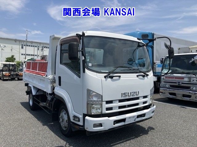 2012 Isuzu Forward dump Japan auction vehicle