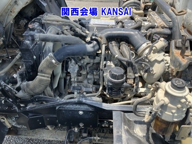 2012 Isuzu Forward dump auction photo 7