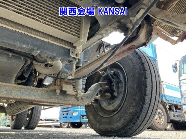 2012 Isuzu Forward dump auction photo 16