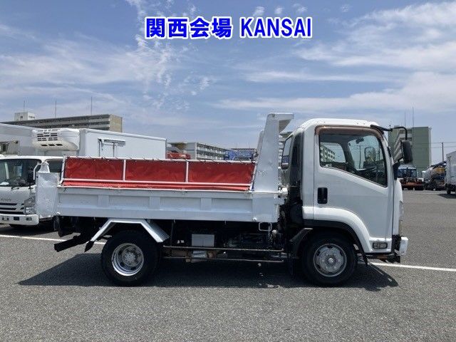 2012 Isuzu Forward dump auction photo 21