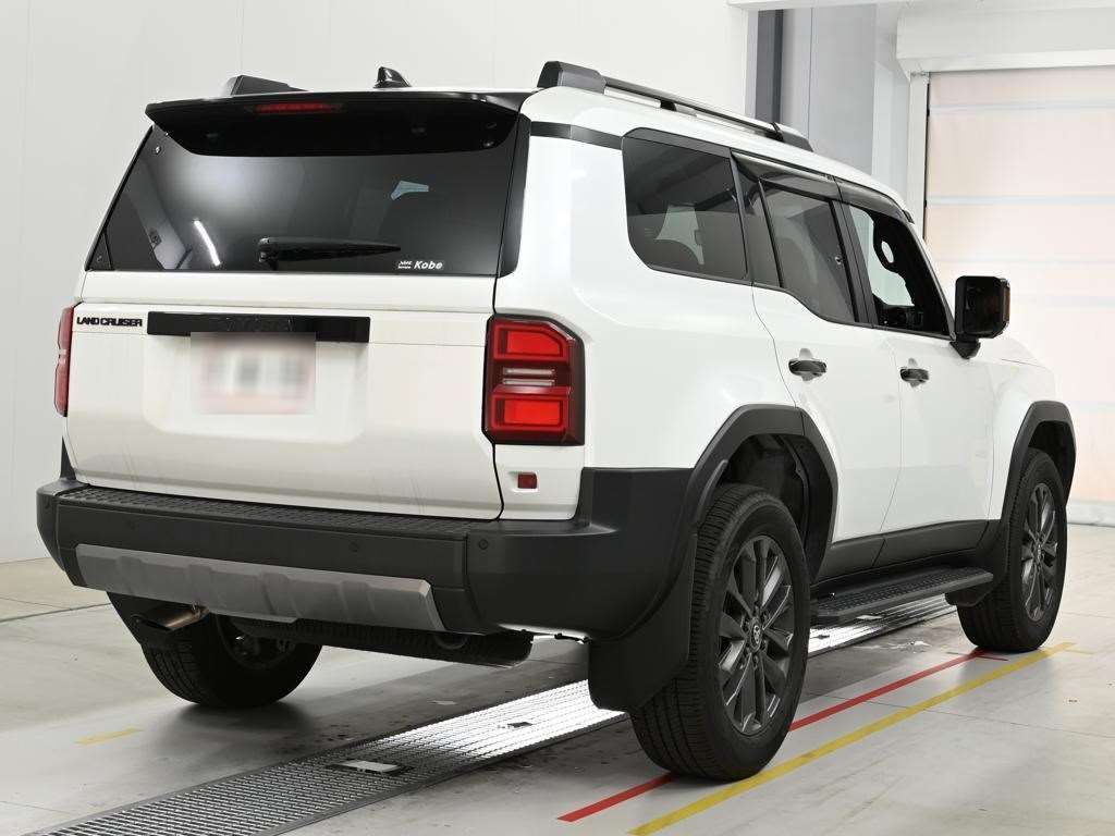 2025 Toyota Land Cruiser 250 ZX 4WD auction photo 2