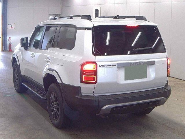 2025 Toyota Land Cruiser 250 VX 4WD auction photo 2