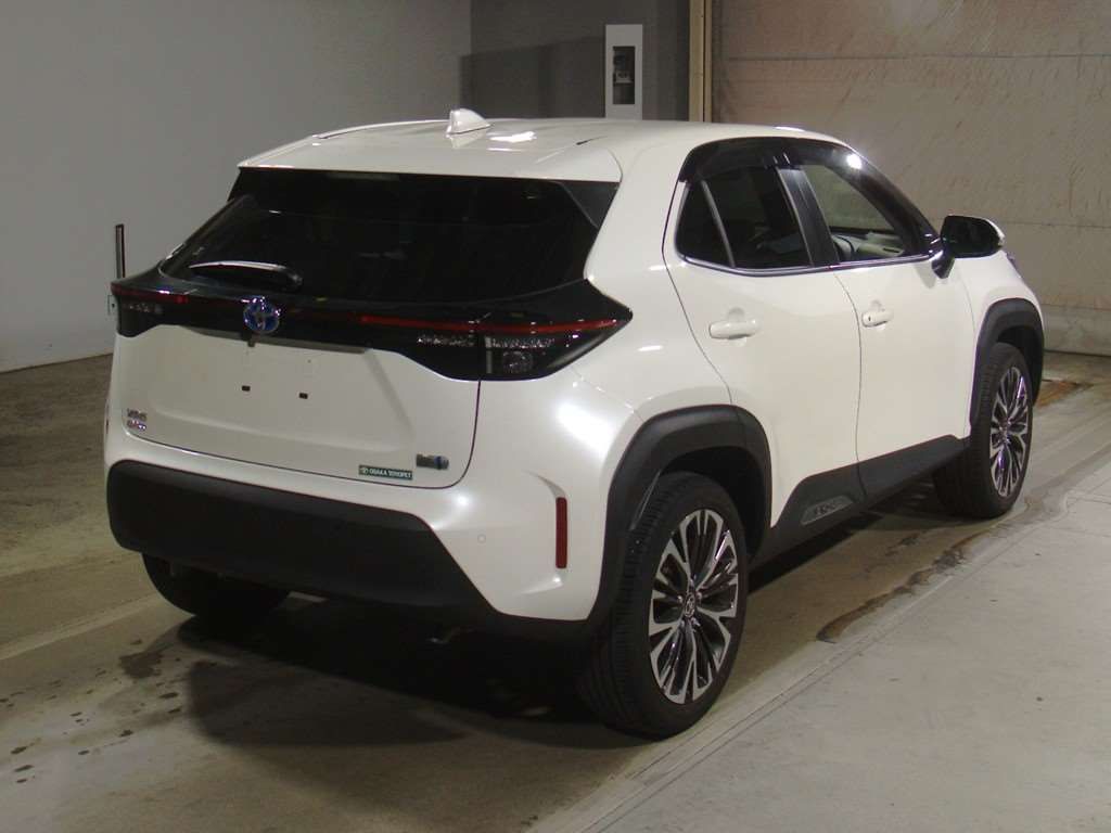 2022 Toyota Yaris Cross ハイブリッドZ auction photo 2