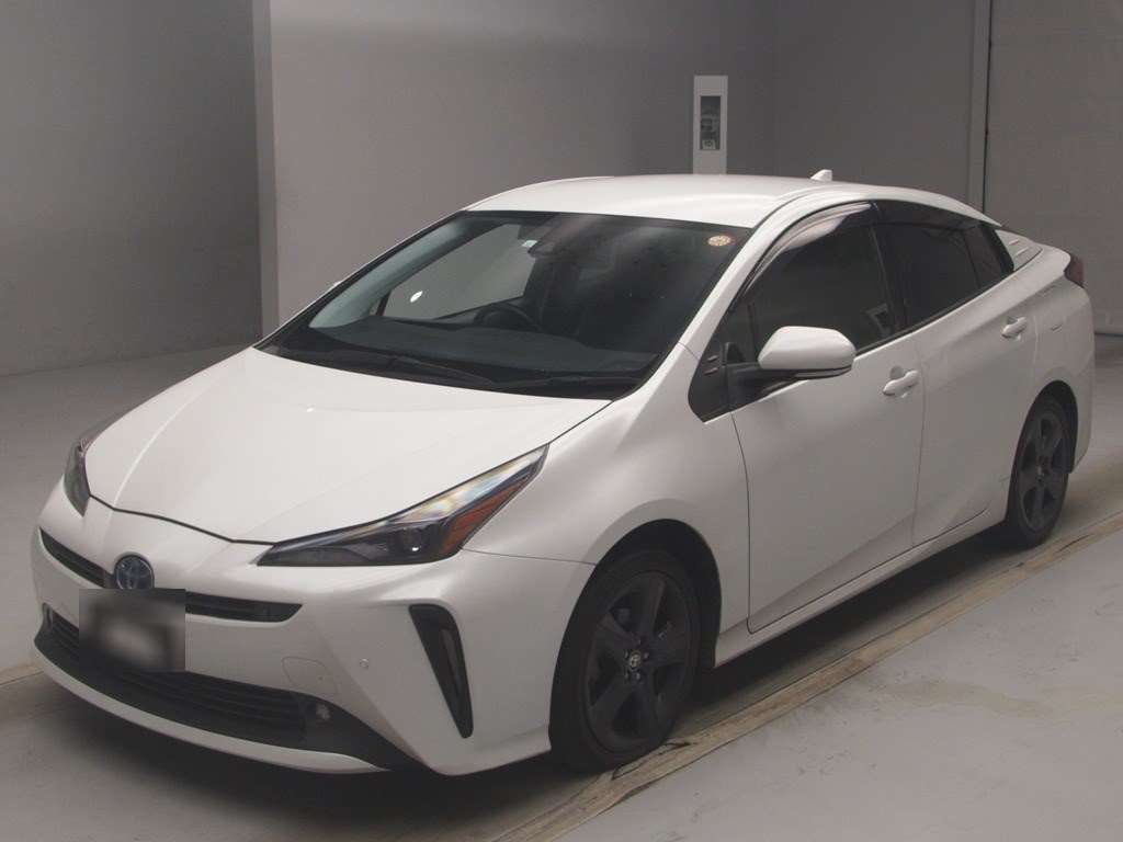 2021 Toyota Prius SツーリングセレクションブラックED Japan auction vehicle