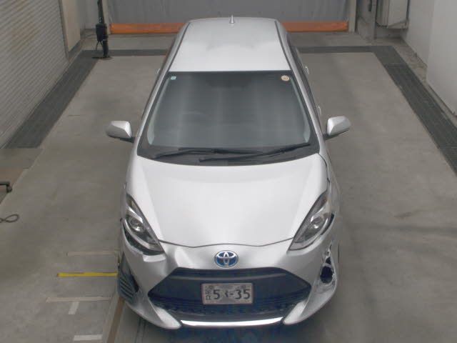 2020 Toyota Aqua S auction photo 6