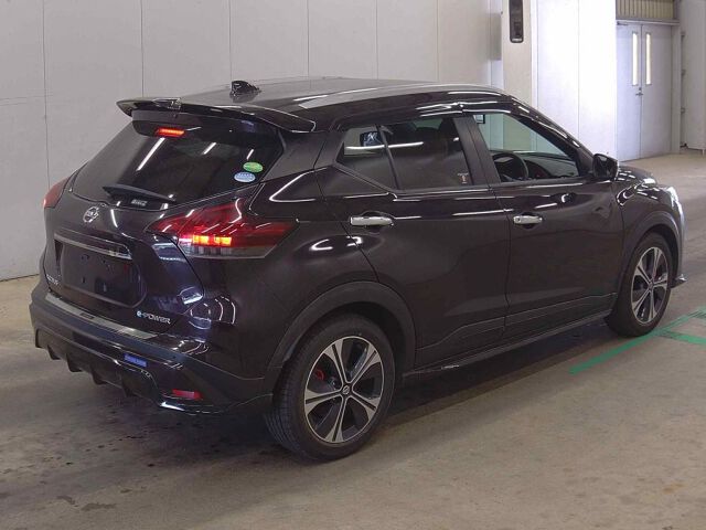 2021 Nissan Kicks XツートーンインテリアED auction photo 5