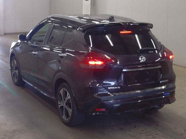 2021 Nissan Kicks XツートーンインテリアED auction photo 2