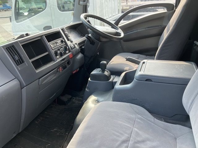 2011 Isuzu Elf アルミバン PG auction photo 5