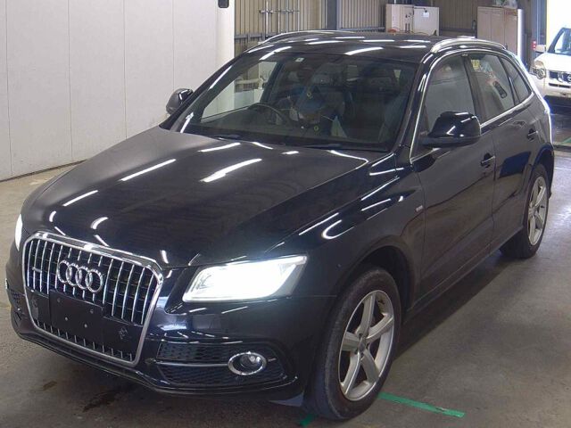 2014 Audi Q5 2.0TFSIクワトSライ 4WD auction photo 4