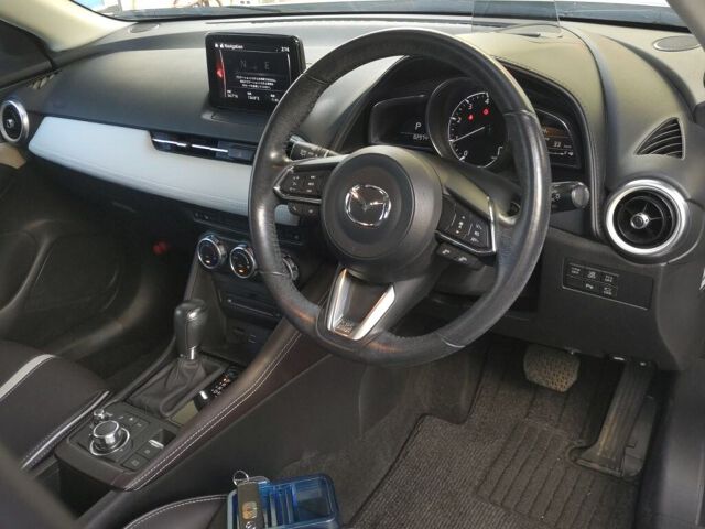 2018 Mazda CX-3 XD Exclusive Mods auction photo 3