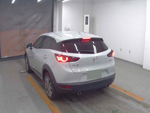 2018 Mazda CX-3 XD Exclusive Mods auction photo 2