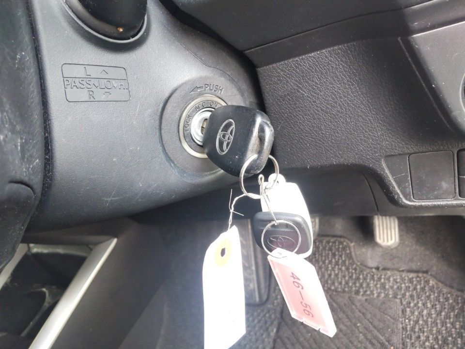 2015 Toyota Corolla Fielder auction photo 15