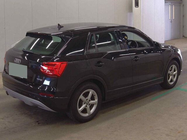 2017 Audi Q2 1.0TFSIスポーツ auction photo 5