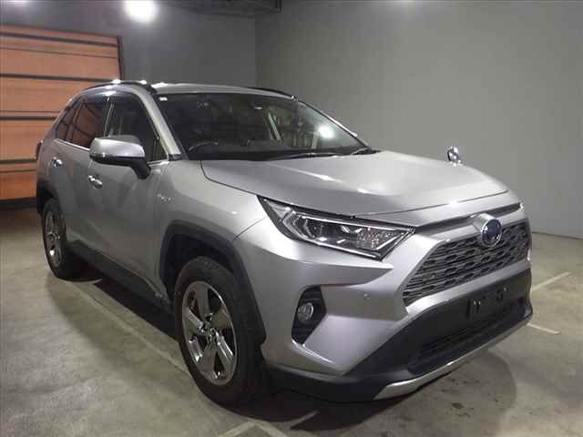 2019 Toyota RAV4 4WDハイブリッドG auction photo 3