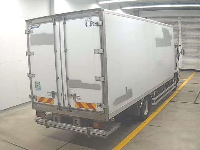 2018 Isuzu Forward 冷蔵・冷凍車 auction photo 2