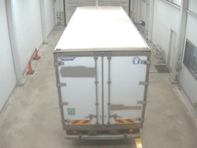 2018 Isuzu Forward 冷蔵・冷凍車 auction photo 3