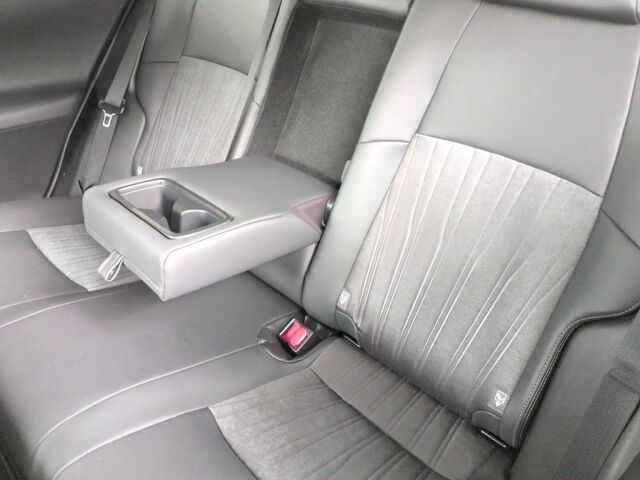 2023 Toyota Harrier G auction photo 6