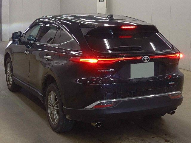 2023 Toyota Harrier G auction photo 2