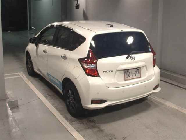 2020 Nissan Note X エマブレ auction photo 2