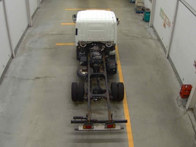 2016 Mazda タイタン chassis auction photo 3